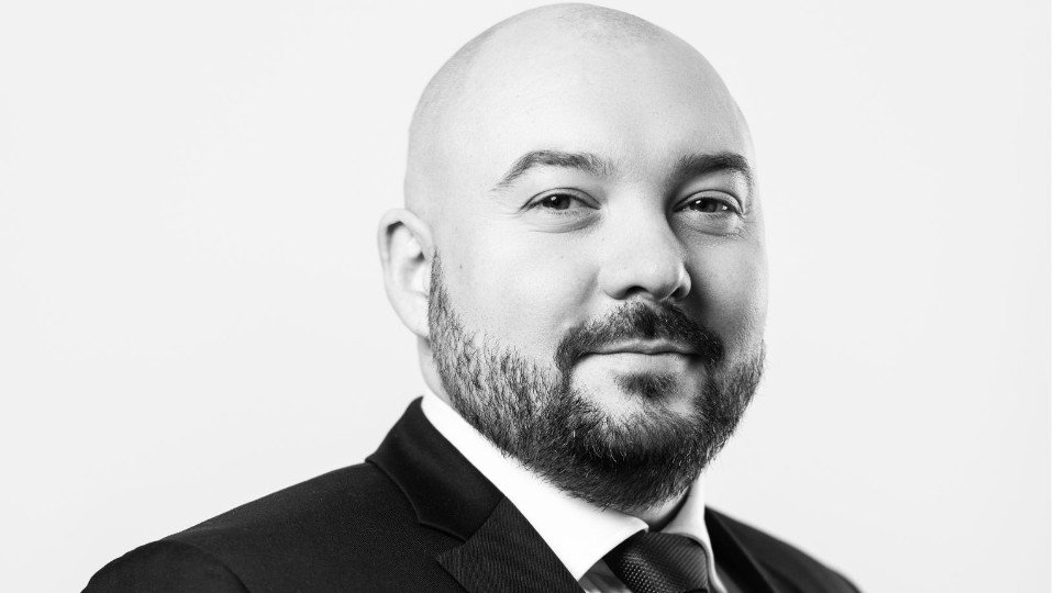  Portrait corpo N&B Kevin HD